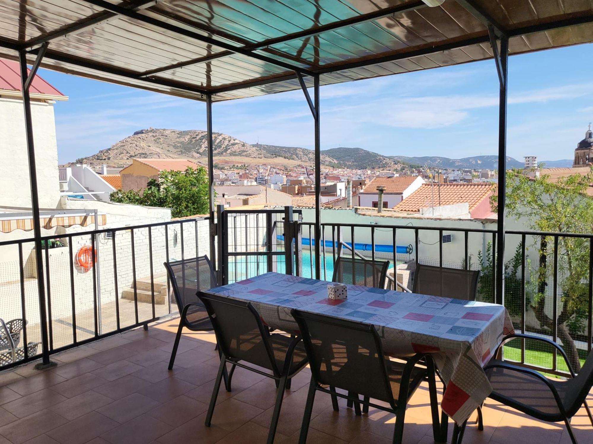 Casa Oasis Puertollano, Una Casa Rural En Puertollano, Agradable, Con Piscina En Zona Tranquila Bagian luar foto