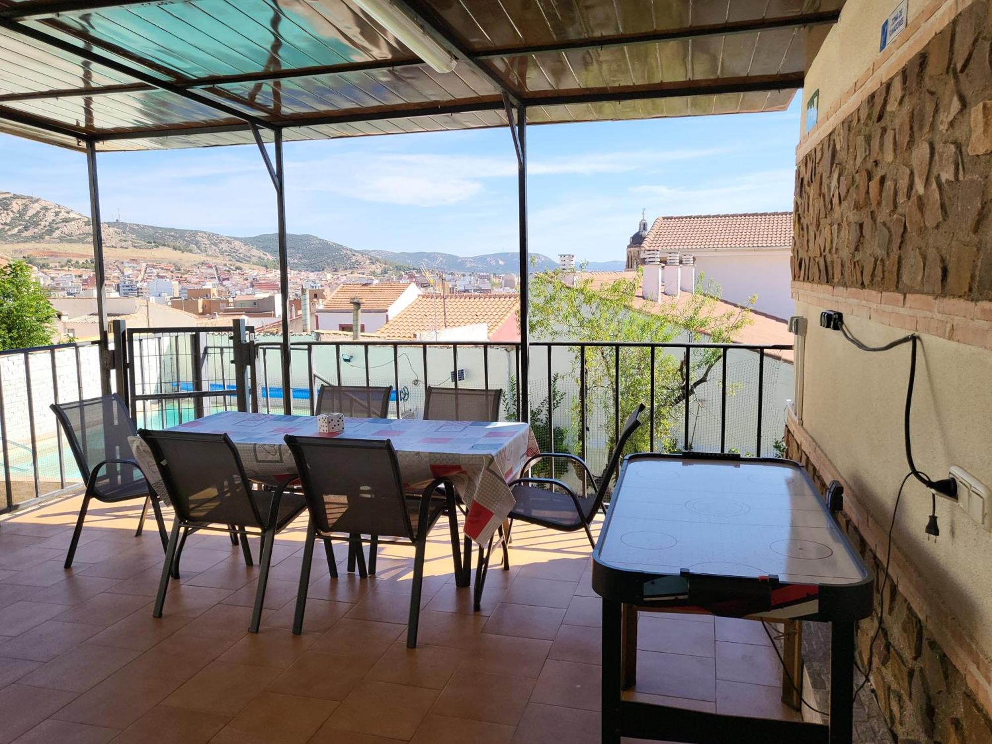 Casa Oasis Puertollano, Una Casa Rural En Puertollano, Agradable, Con Piscina En Zona Tranquila Bagian luar foto