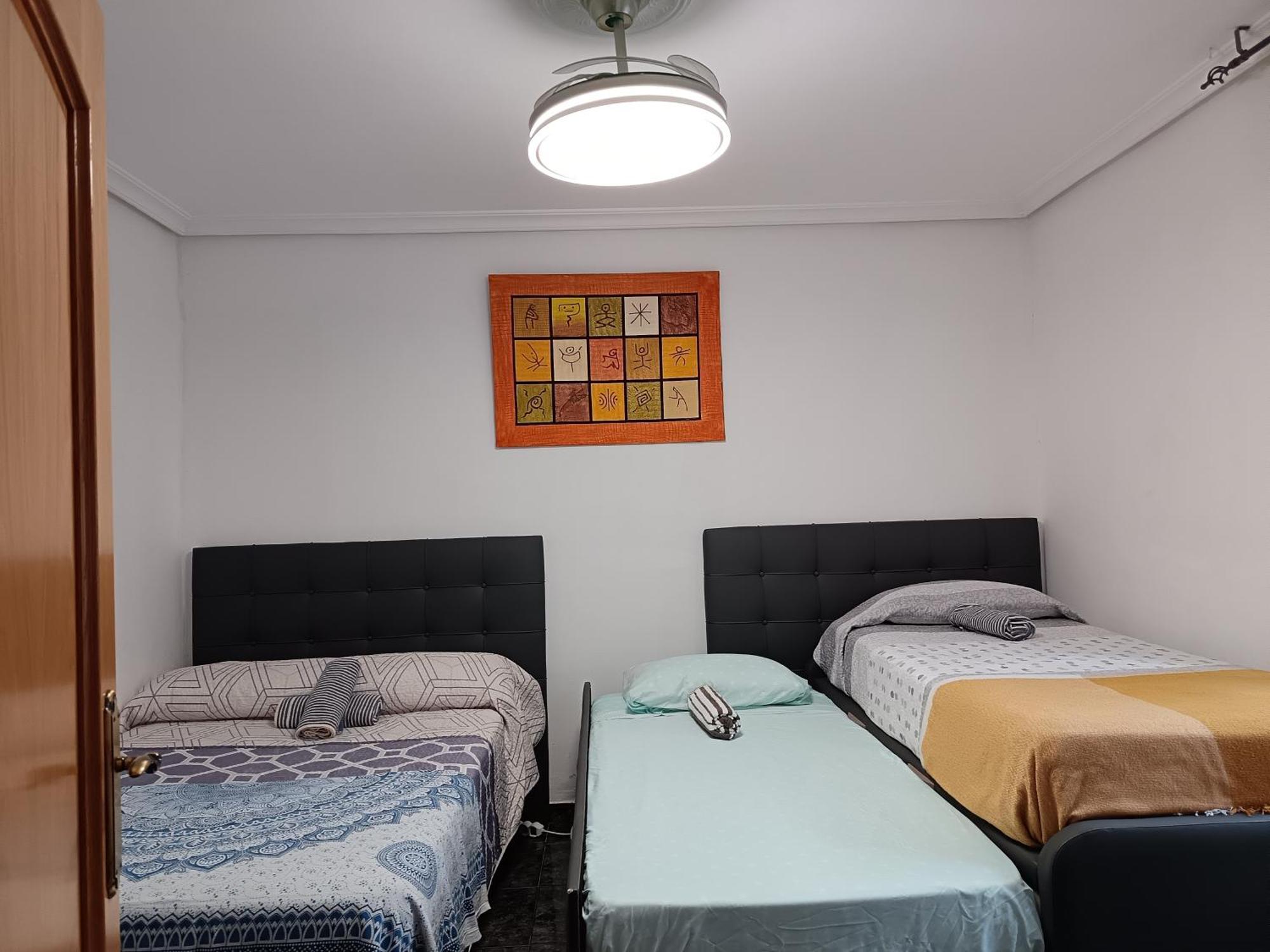 Casa Oasis Puertollano, Una Casa Rural En Puertollano, Agradable, Con Piscina En Zona Tranquila Bagian luar foto